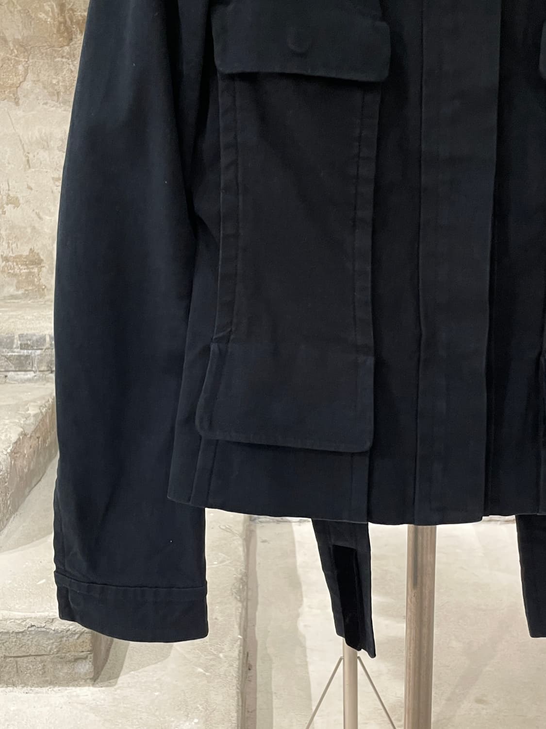 이브 생로랑 리브 고쉬 블랙 히든 버튼 플랩 자켓 상품이미지4