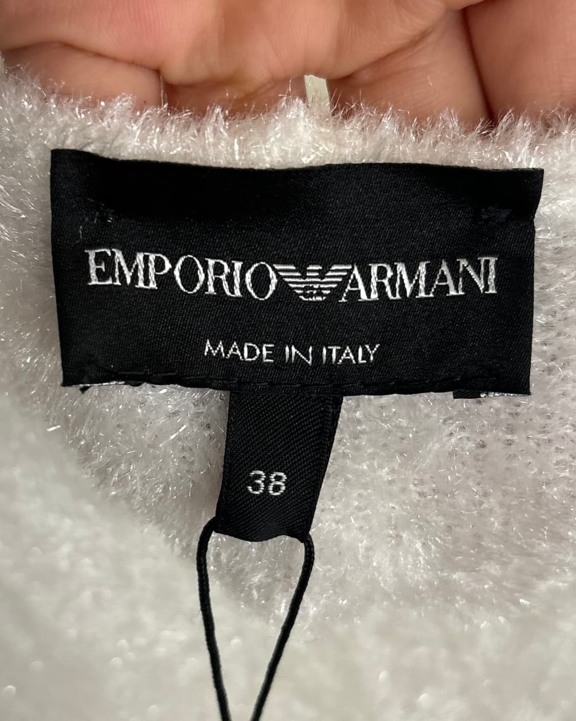 엠포리오 아르마니 화이트 라운드넥 퍼프숄더 니트  상품이미지7