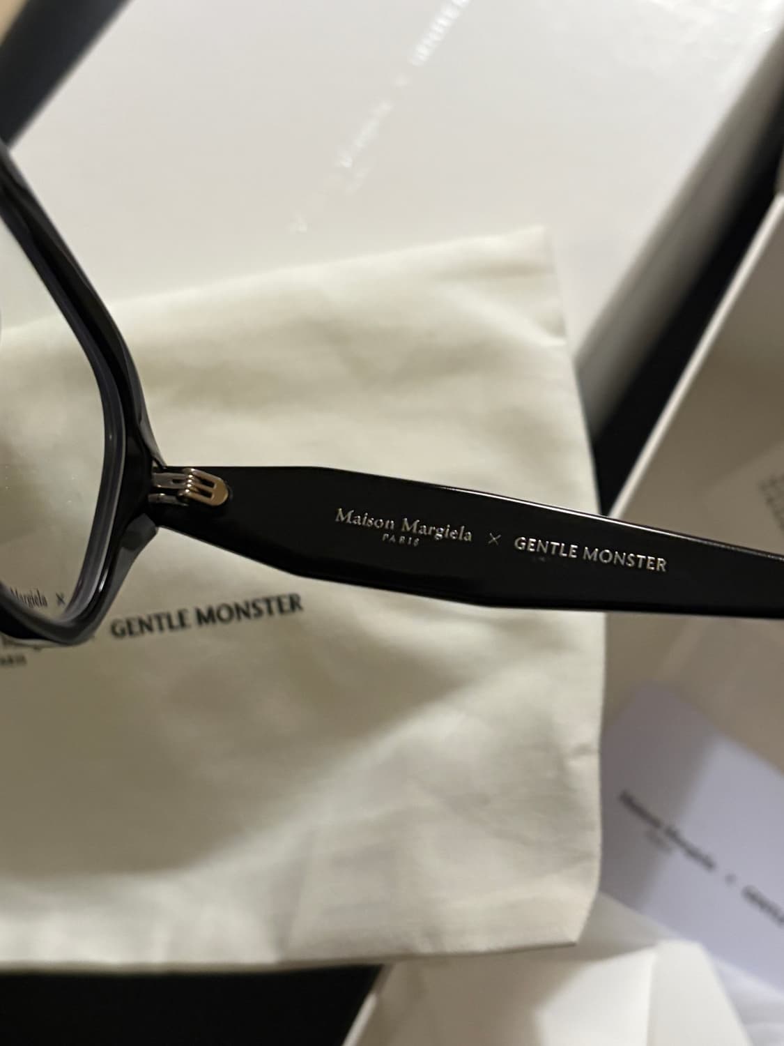 젠틀몬스터 마르지엘라 mm212 상품이미지3