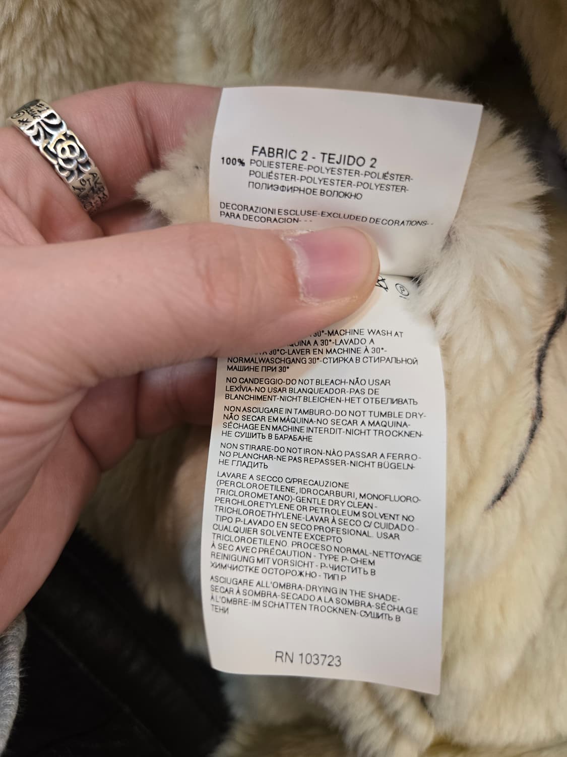 아르마니 진스(AJ) 여성용 페이크퍼 무스탕 상품이미지8