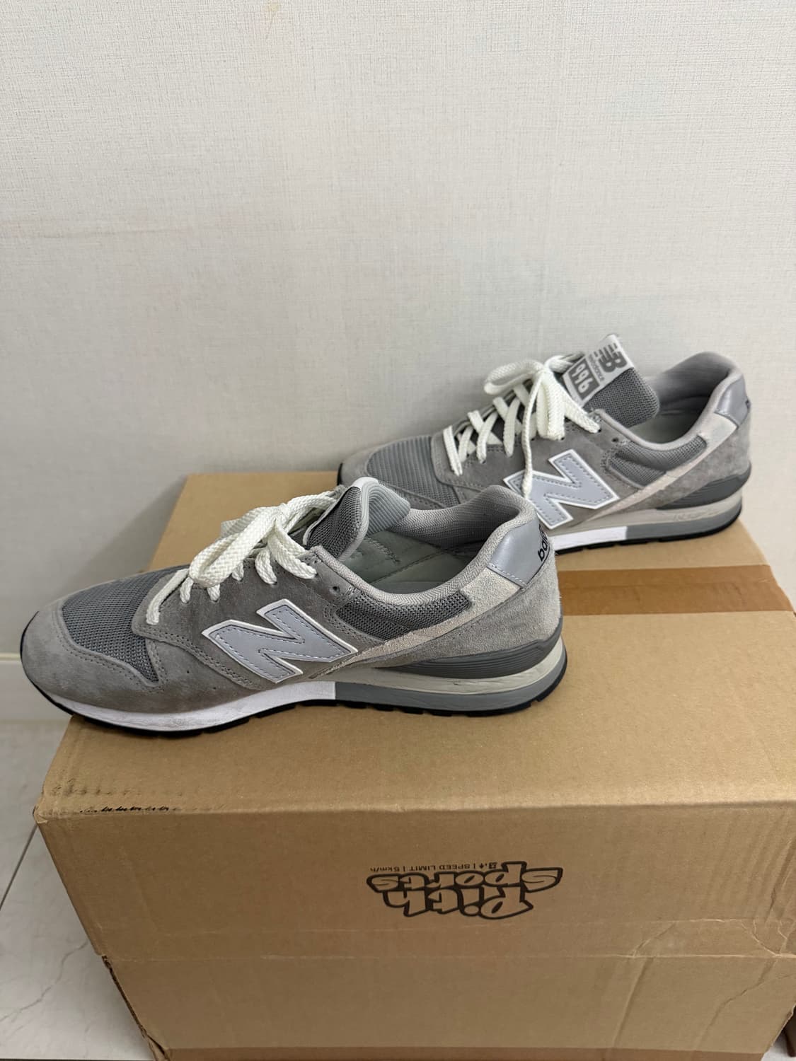 뉴발란스 996 그레이 250 상품이미지3