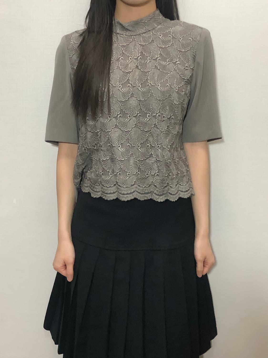 빈티지 그레이 레이스 탑 상품이미지1