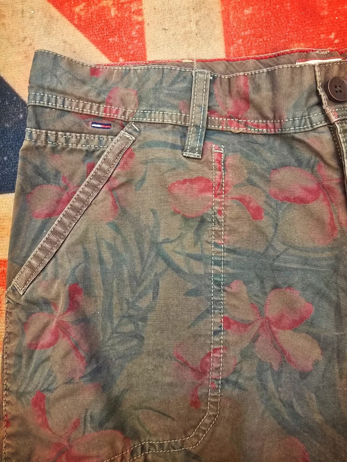 타미 힐피거 데님(Hilfiger Denim) 빈티지 플라워 카고 반바지 상품이미지5
