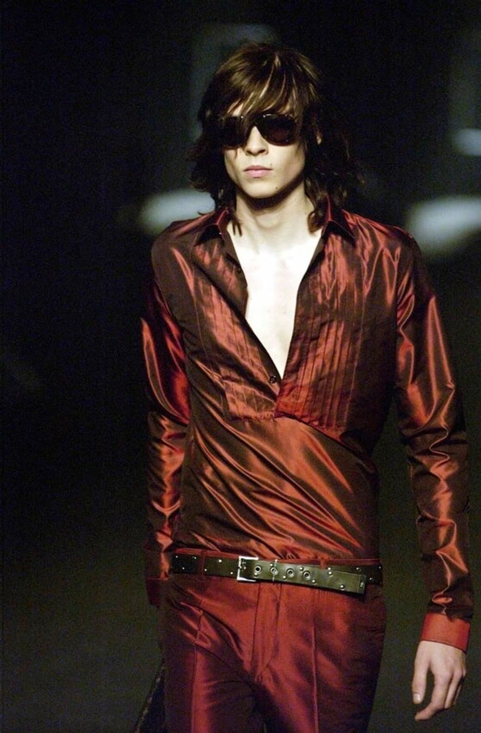 디올옴므 SS04 스트립 캠페인 블랙타이 선글라스 상품이미지3