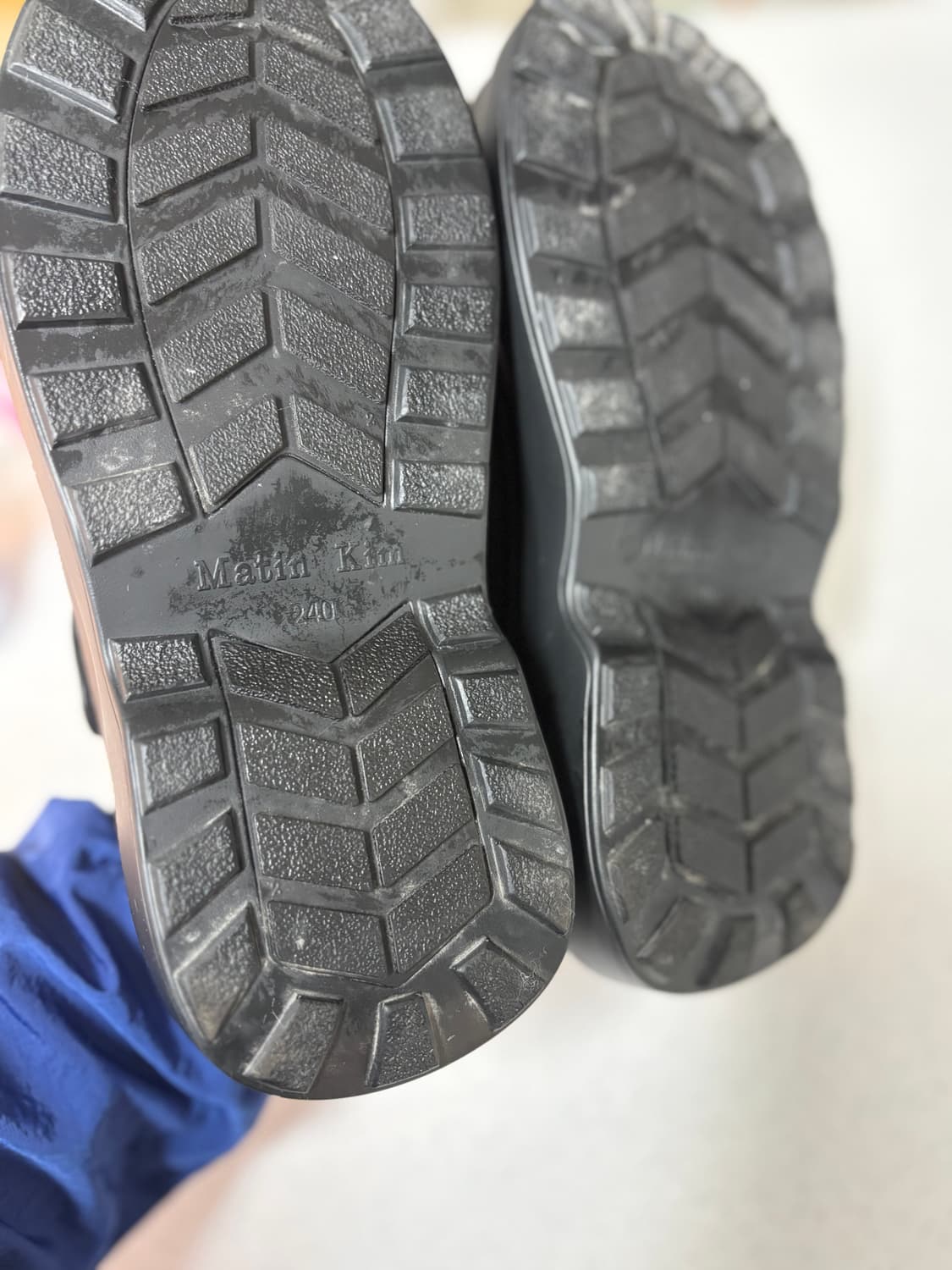 마뗑킴 25FW 무스탕 블로퍼 240 상품이미지4