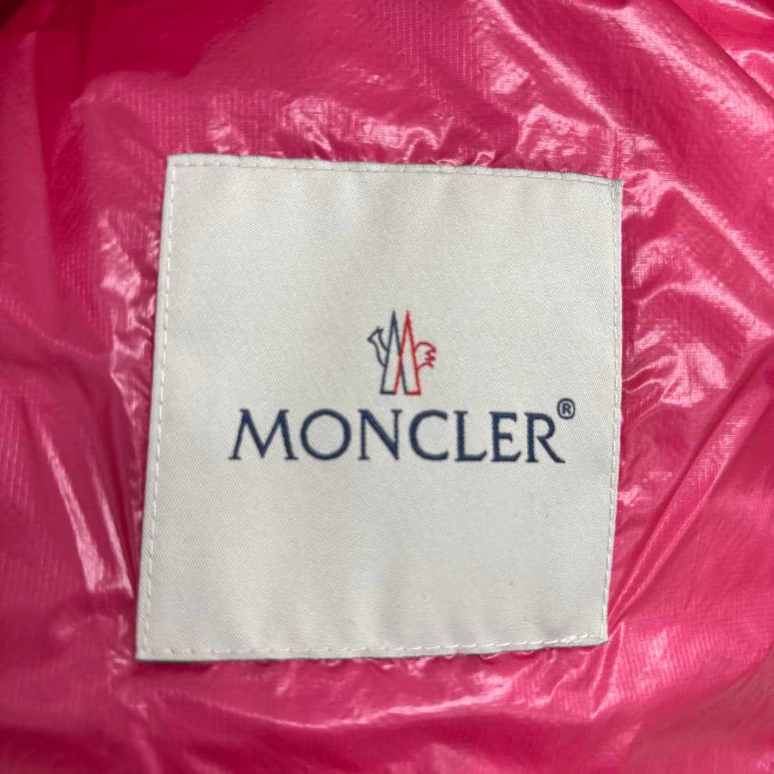 [1]몽클레어 빅로고 패딩점퍼 상품이미지3