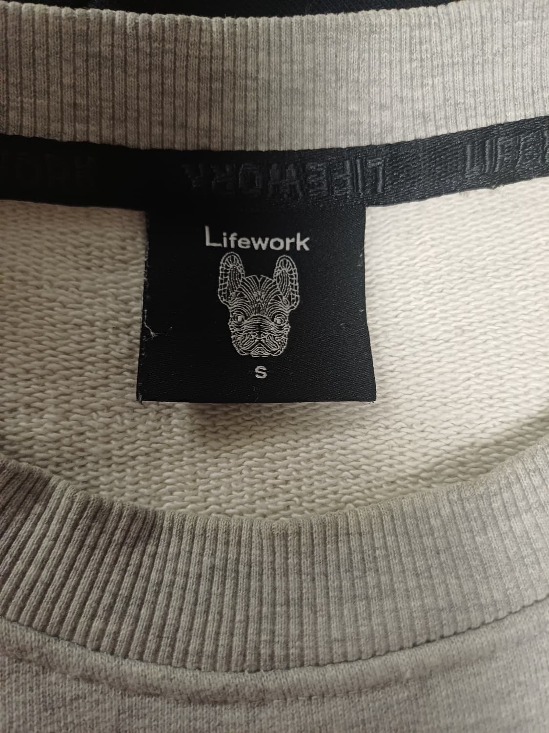 LIFEWORK Bulldog Sweatshirt – Light Grey 상품이미지6