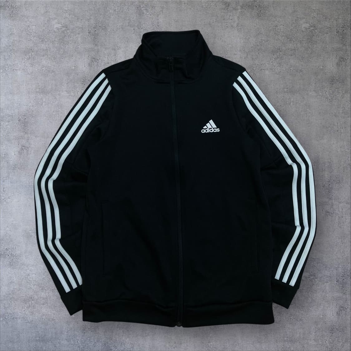아디다스 스몰 로고 사이드 라인 블랙 트랙탑 상품이미지1