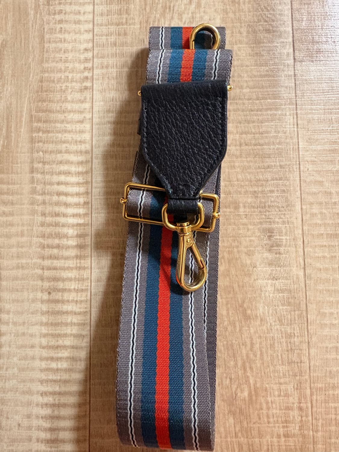 프라다 비텔로 다이노 크로스백 블랙 1BH050 상품이미지4