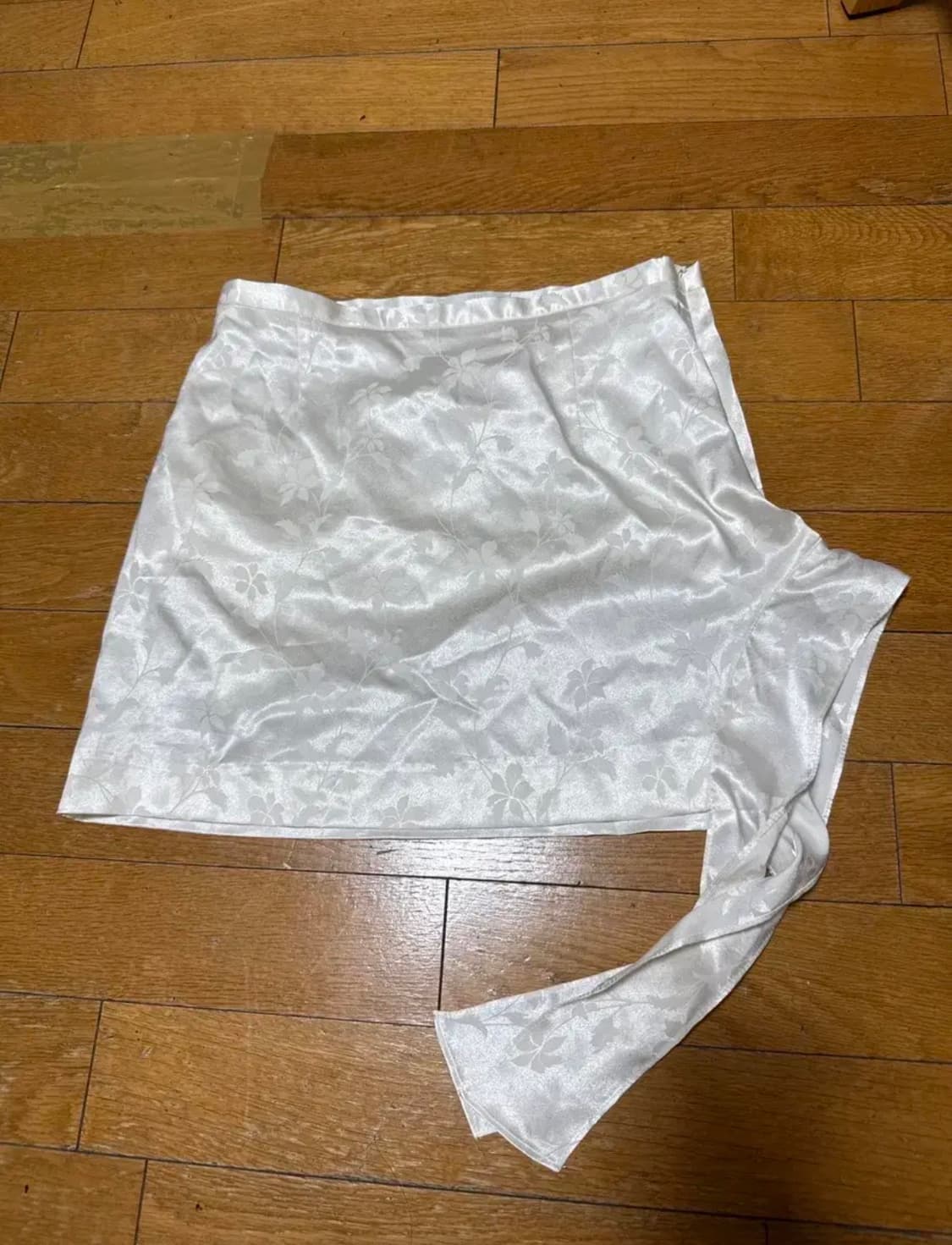 오데스 치마 드레이프 자가드 스커트 상품이미지1