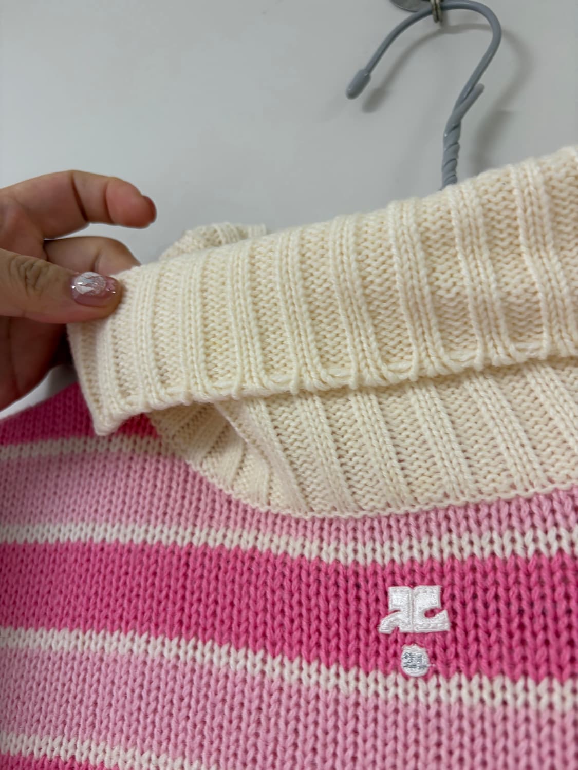 꾸레쥬 빈티지 핑크 니트 상품이미지4