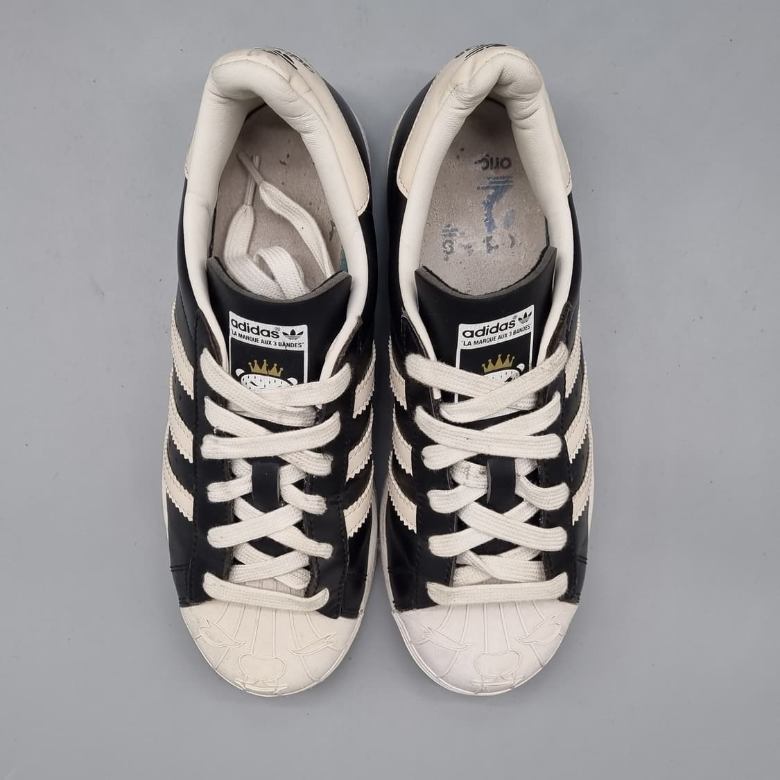 아디다스 슈퍼스타 니고 스니커즈225 상품이미지2