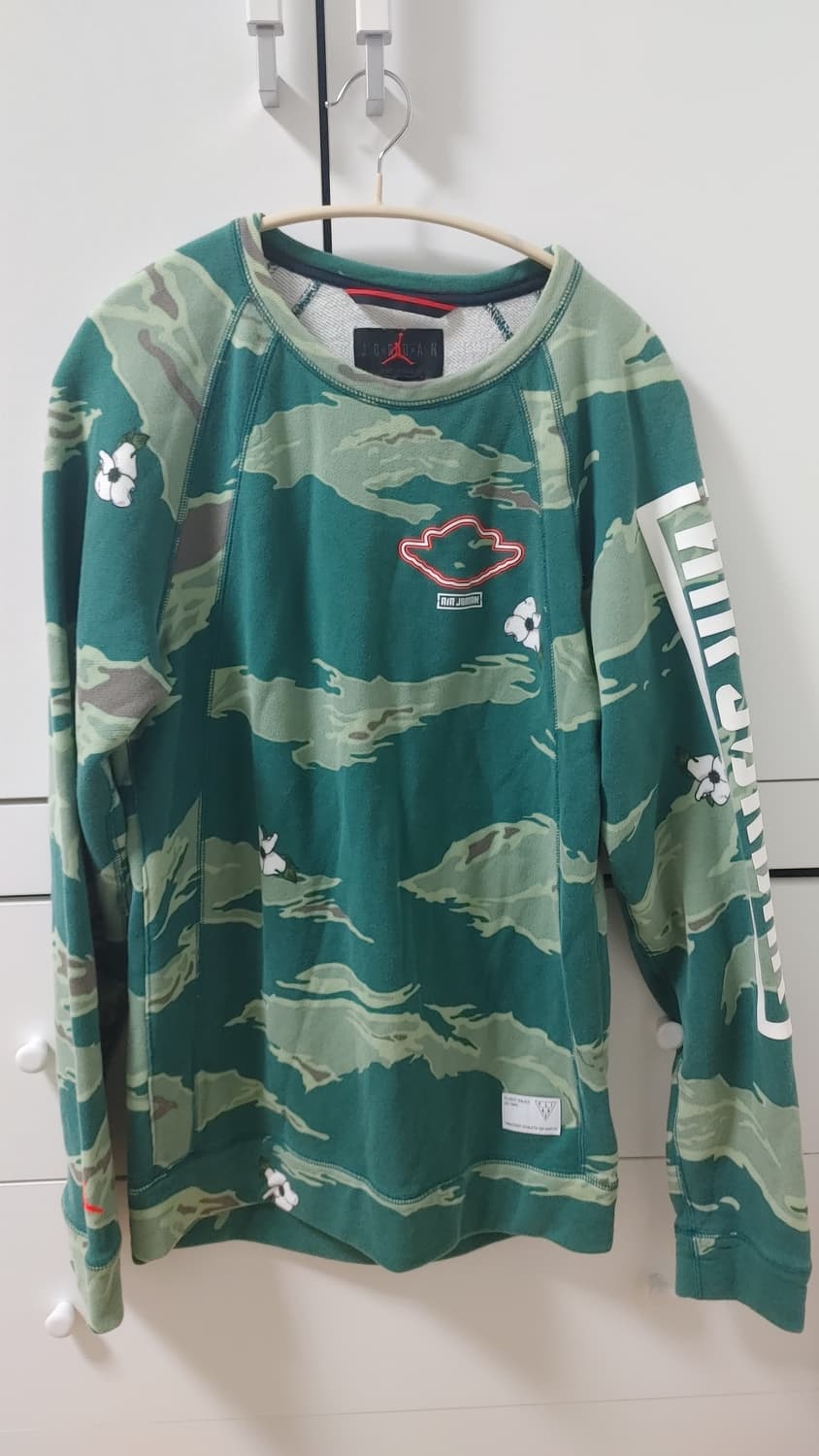 조던 카모 맨투맨 M 상품이미지1