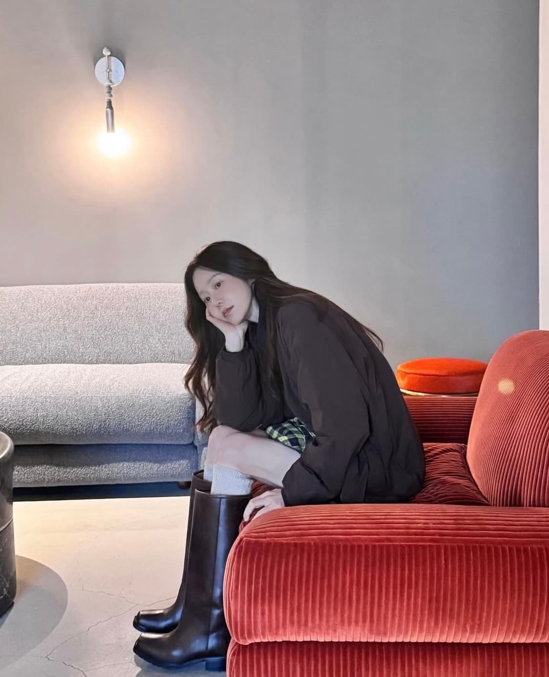 새상품 고현정 부츠 소가죽 아카이브앱크 상품이미지1