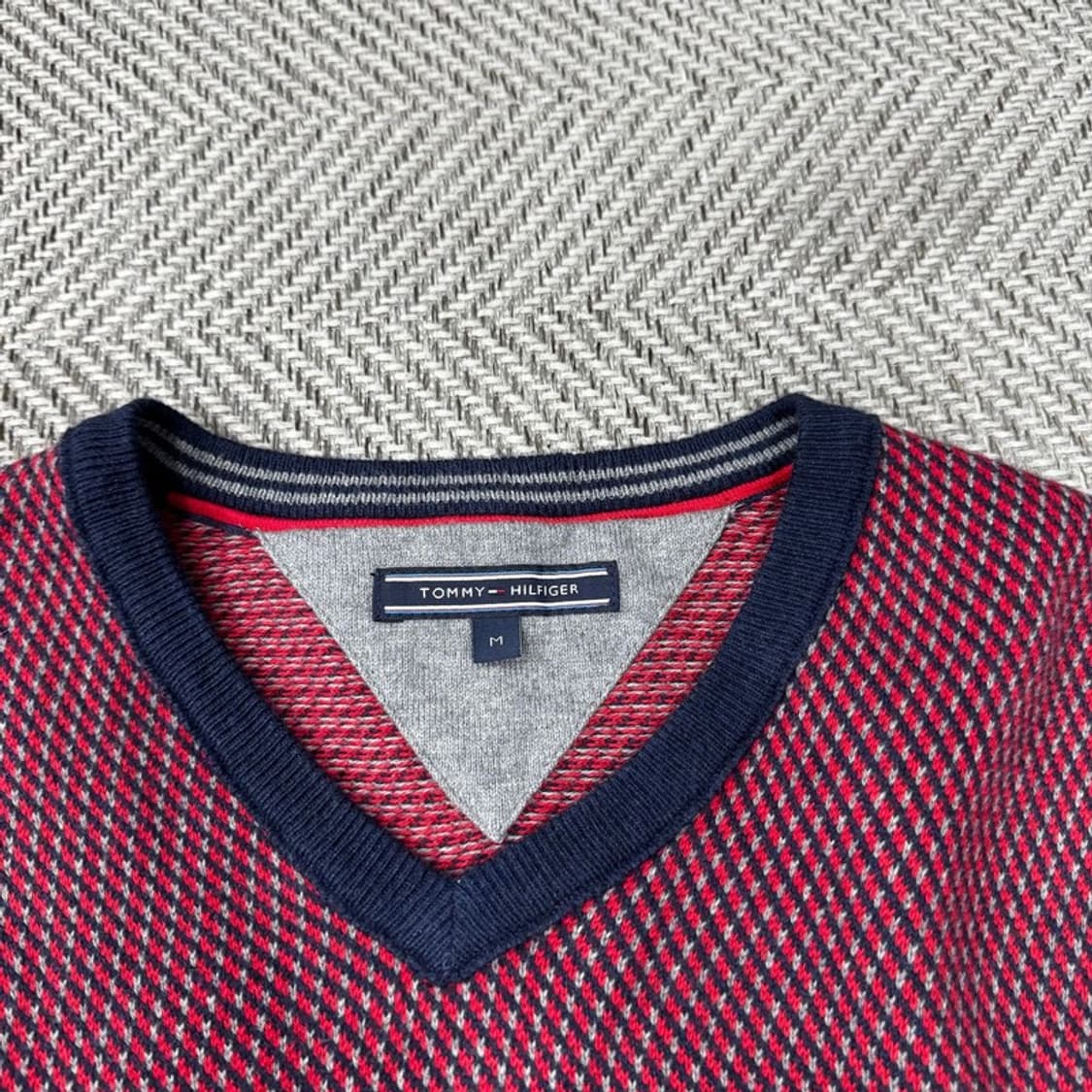 타미힐피거 브이넥 패턴니트 v2844 상품이미지5