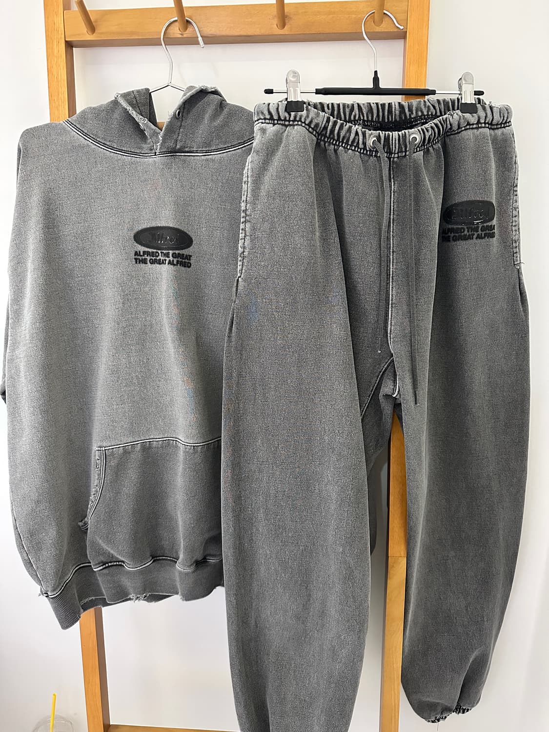 헤리티지플로스 알프레드 후드티 + 바지 트레이닝 세트(사이즈 XL) 상품이미지1