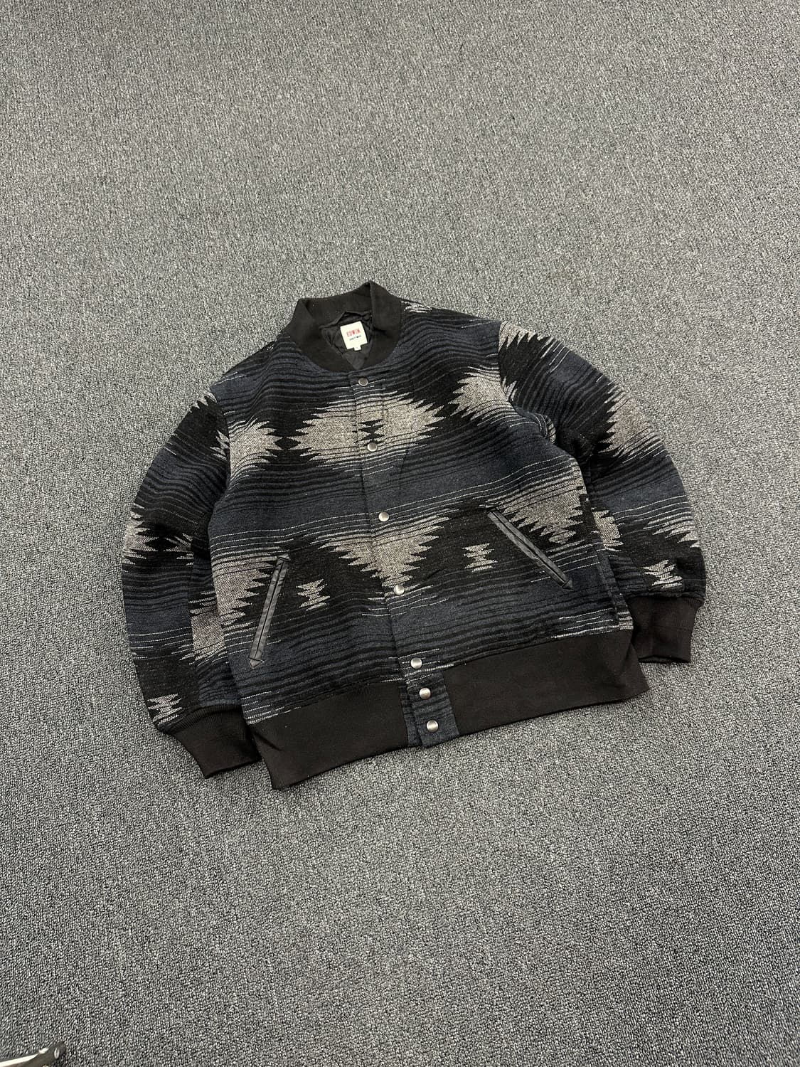 L) 에드윈 아즈텍 패턴 울 자켓 상품이미지1