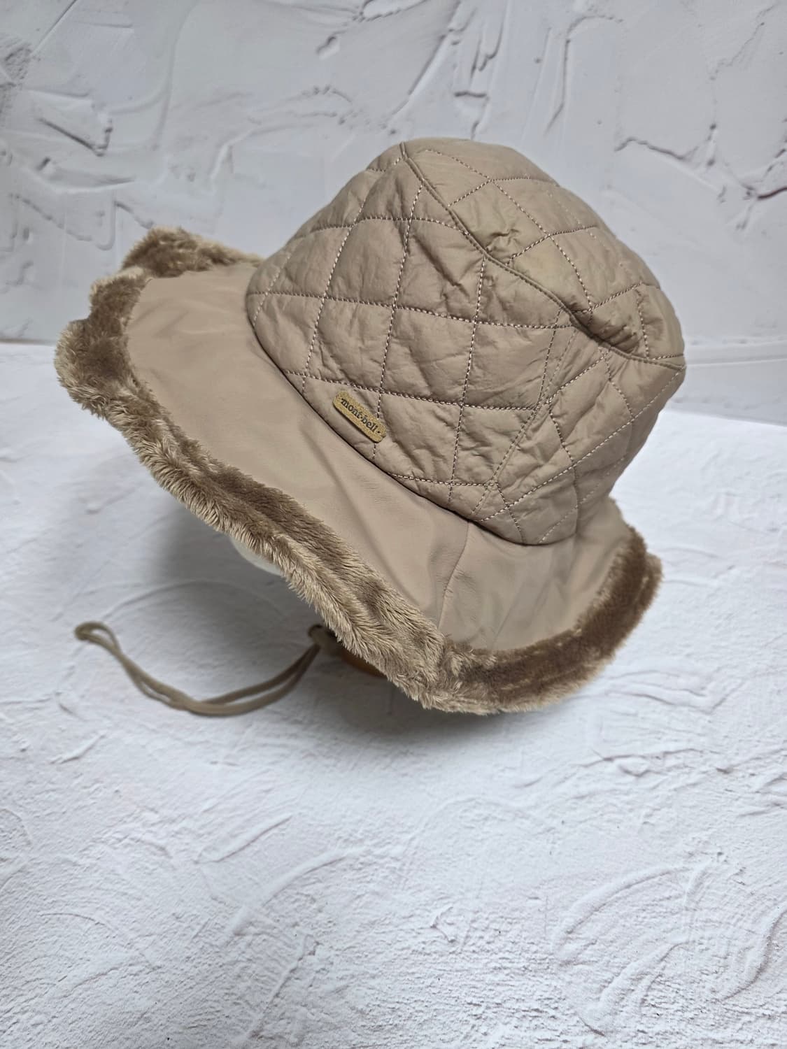 몽벨 퀼팅 퍼 방한 모자 여성용 상품이미지1