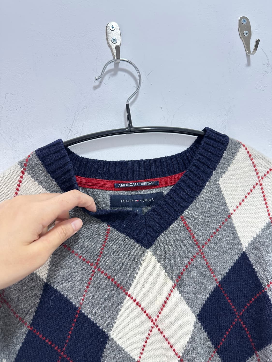 Tommy Hilfiger argyle pattern v neck kni 상품이미지4