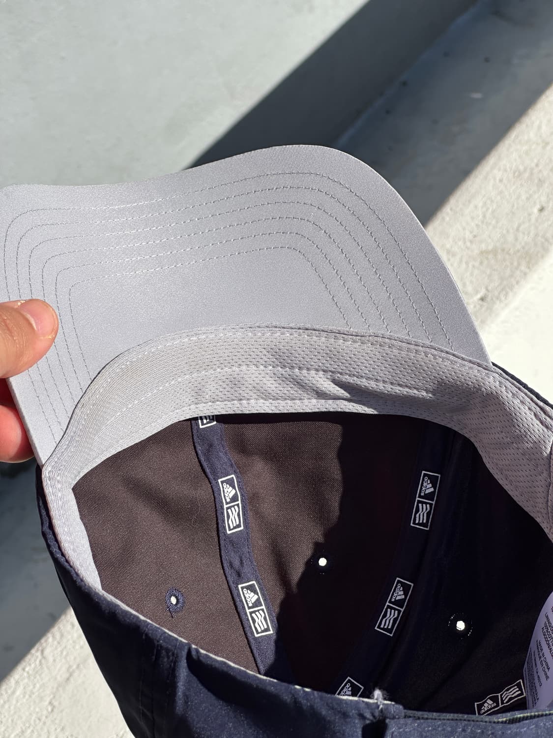 [F] 아디다스 로고 네이비 볼캡 모자 상품이미지5