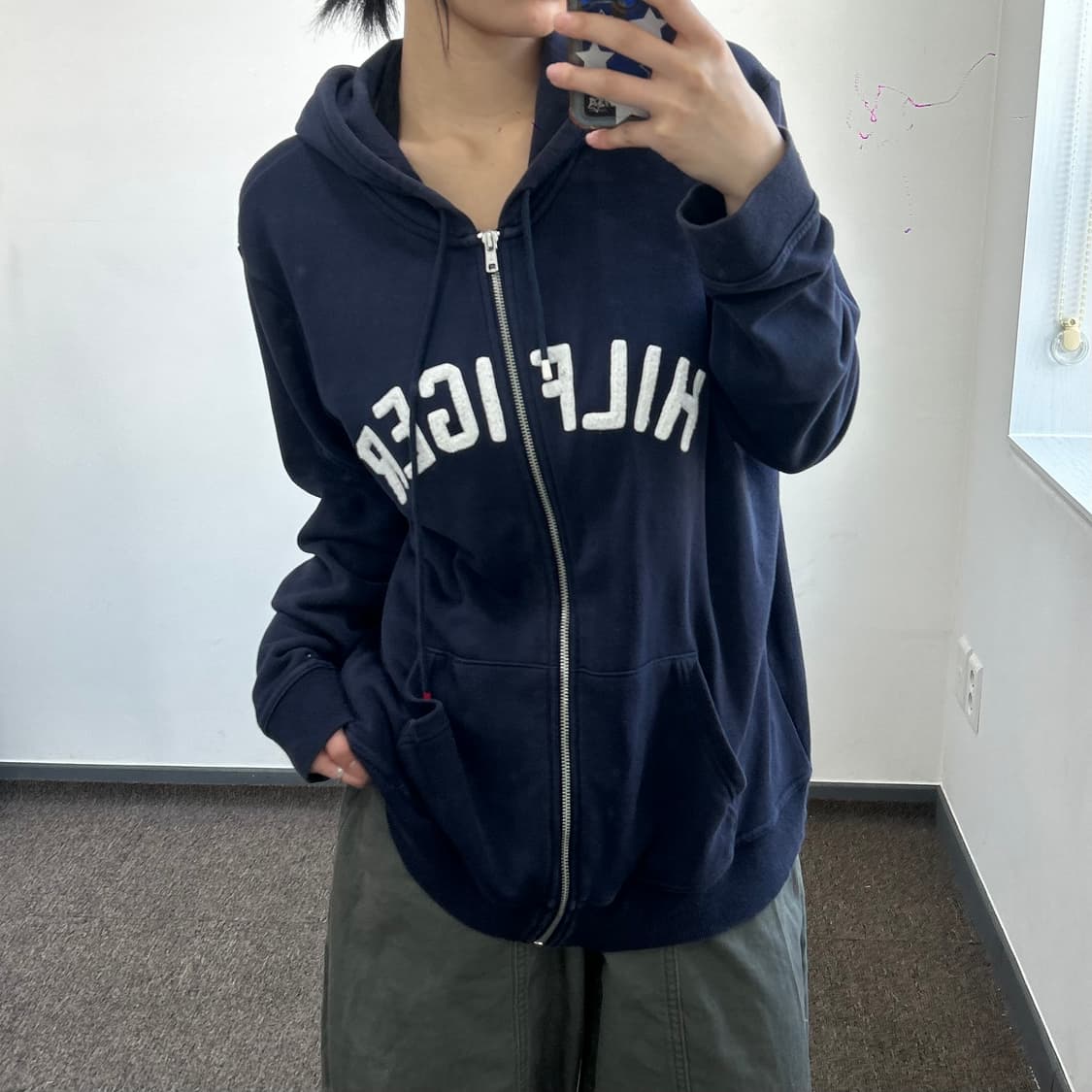 Tommy hilfiger 타미힐피거 스펠아웃로고 네이비 후드집업 상품이미지2
