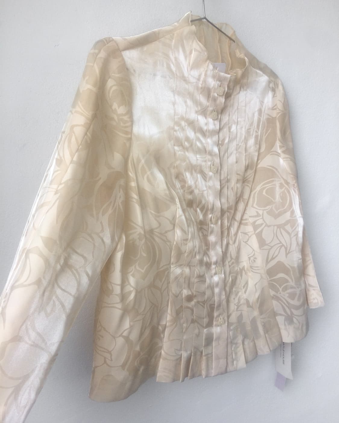Flower pattern glossy pleats high neck j 상품이미지5
