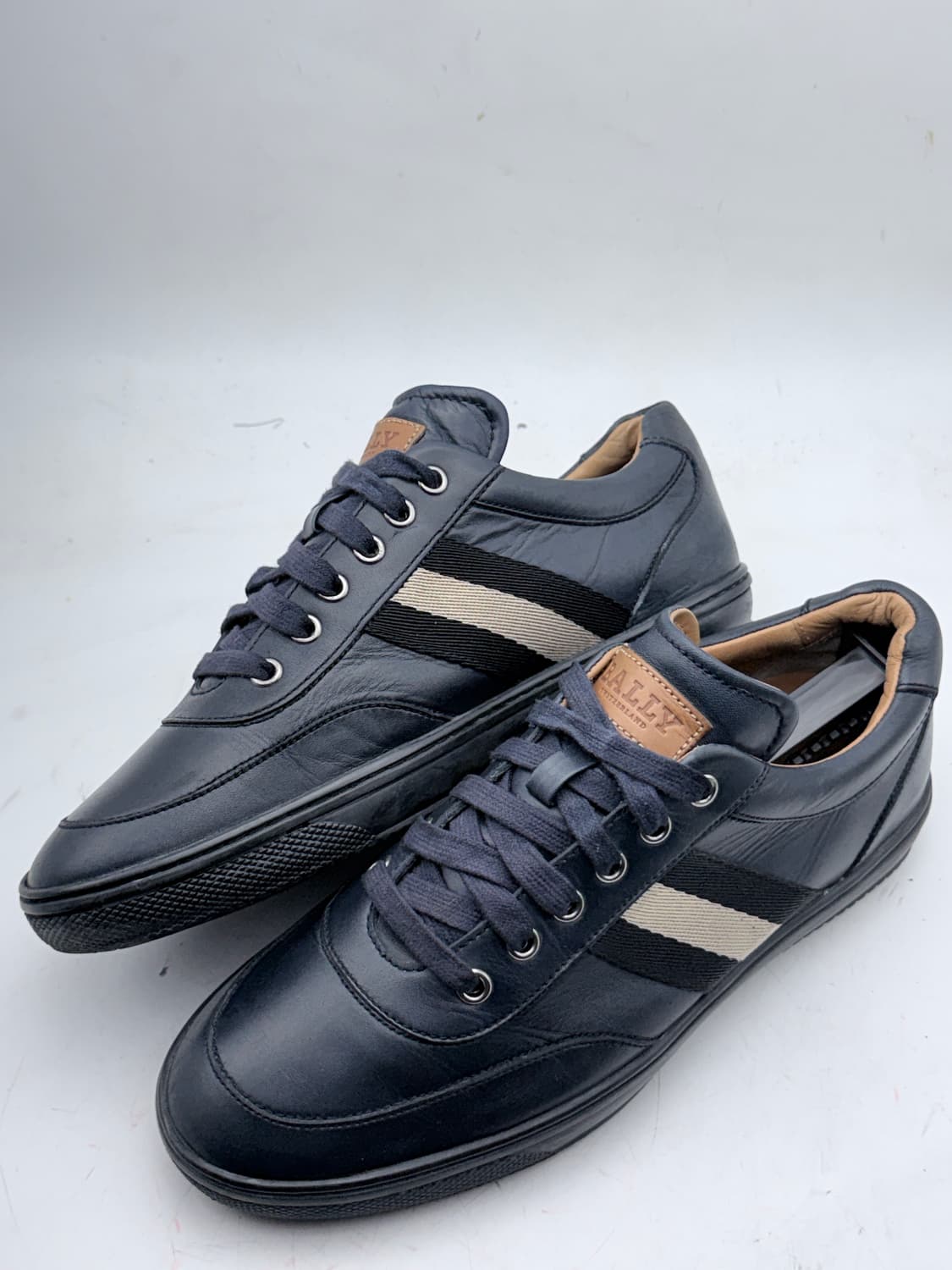 정품)발리스니커즈255 상품이미지1