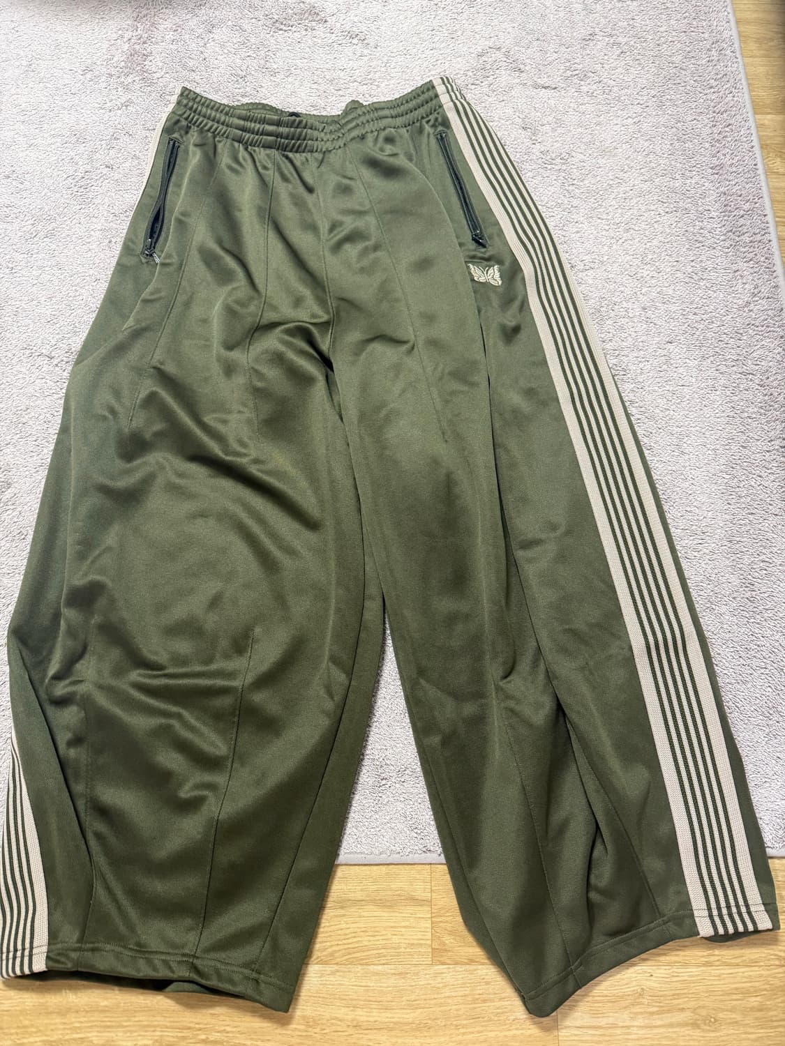 니들스 X B2ND 별주 HD 트랙팬츠 폴리스무스 25aw 상품이미지1