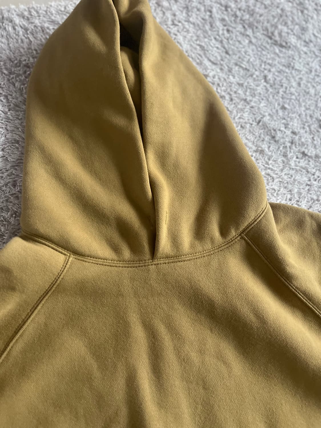 새상품)피오갓 에센셜 후드티 머스타드 M 상품이미지4