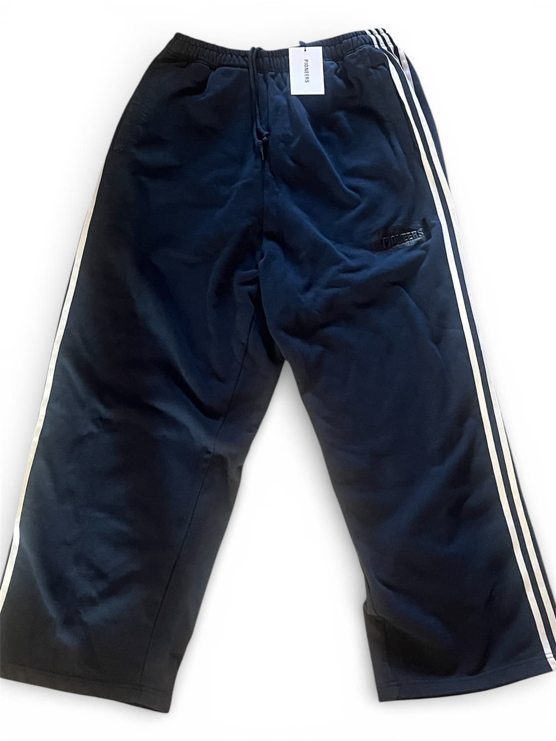 [L] PIONEERS 파이오니어스 트랙 스웻팬츠 상품이미지2