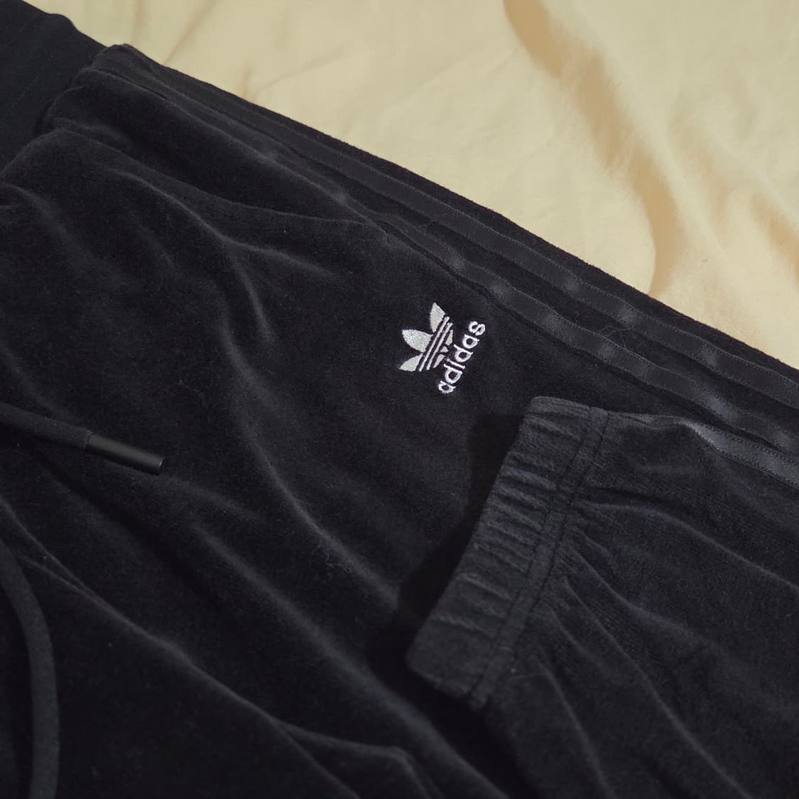 아디다스 벨루어 벨벳 여성 트레이닝 세트 져지 트랙탑 셋업 상품이미지6