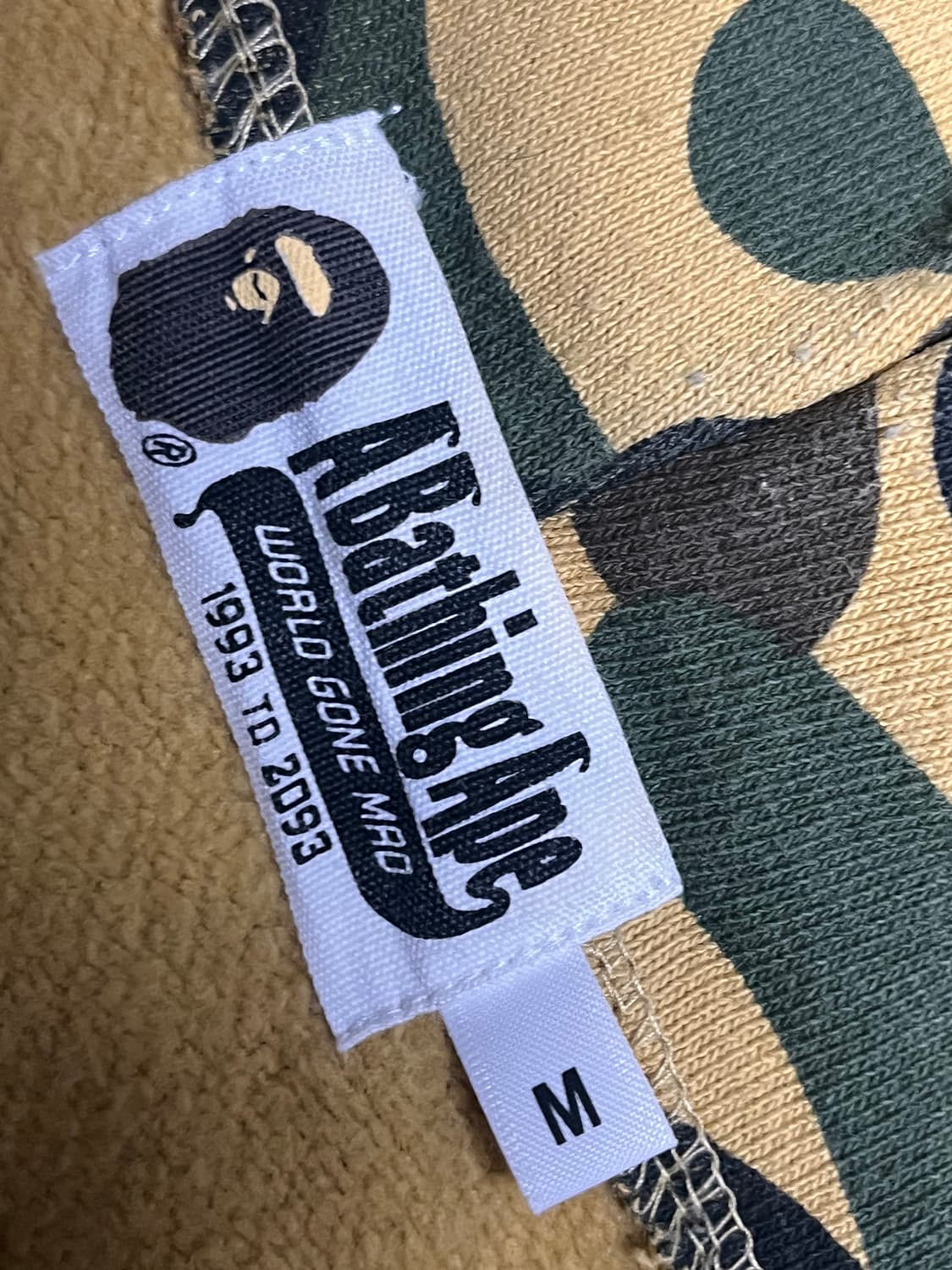 베이프 황계 샤크 후드집업 상품이미지3