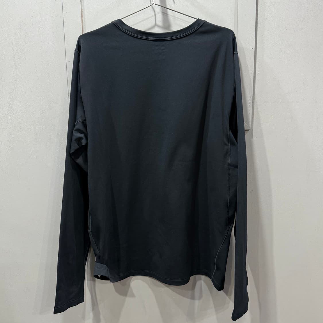 L 아크테릭스 ARC TERYX 롱슬리브 긴팔 티셔츠 상품이미지2