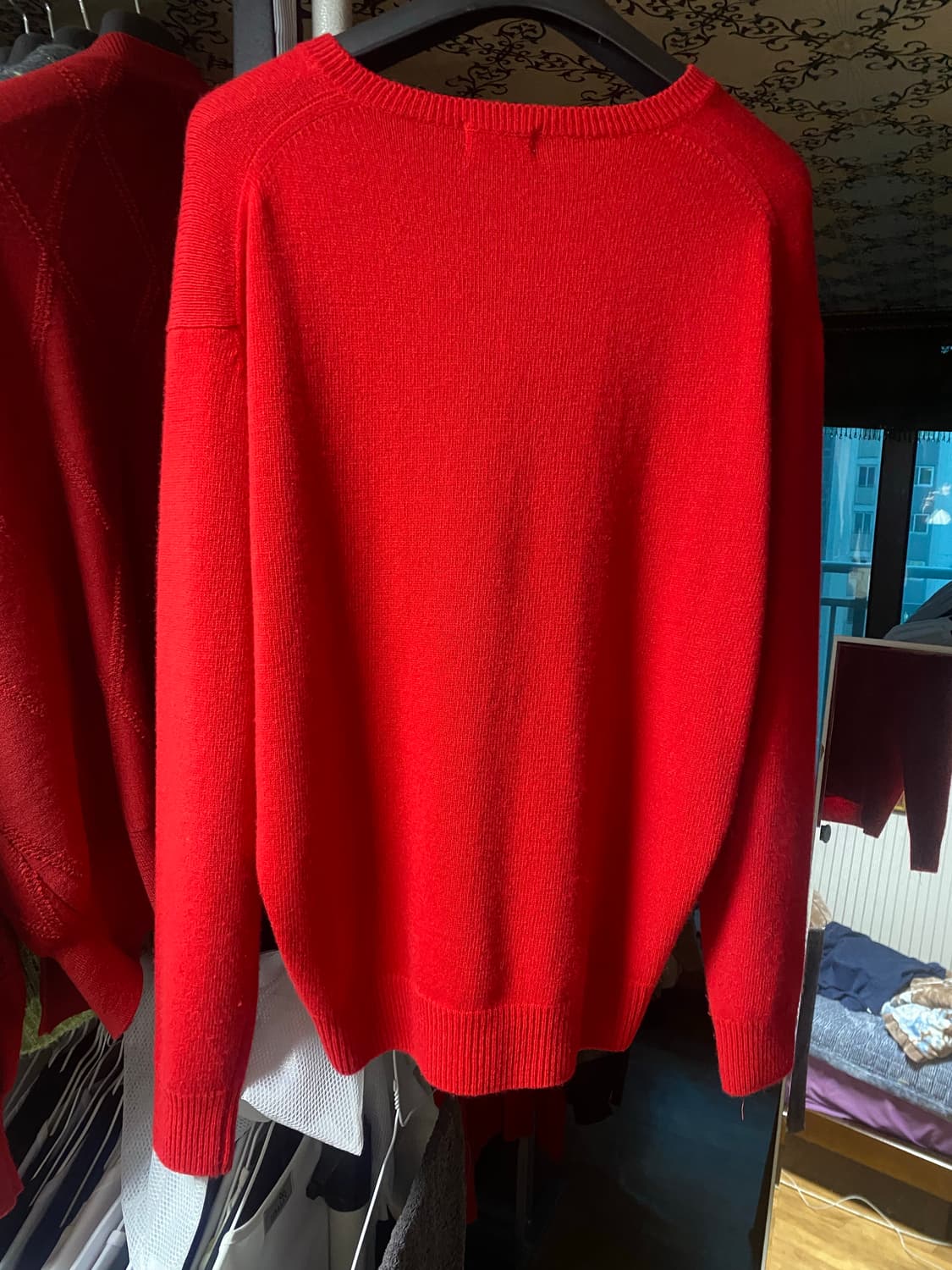 스테디에브리웨어 코지 울 캐시미어 브이넥 니트 레드 3사이즈 (105) 상품이미지3