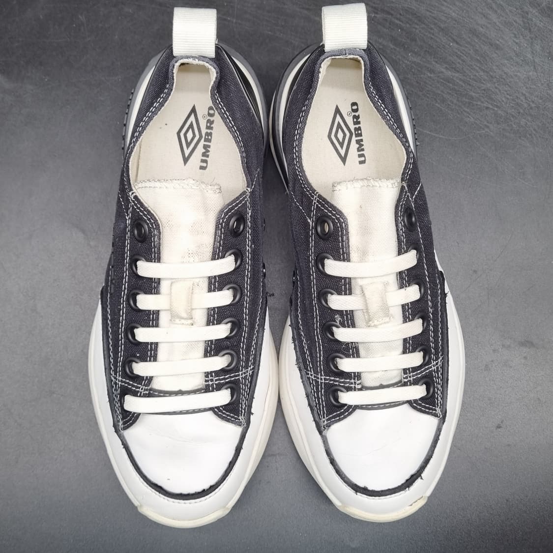 엄브로 토비 운동화240 상품이미지2