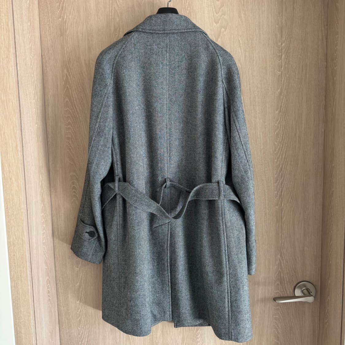 유니클로 JW앤더슨 헤링본코트 상품이미지3