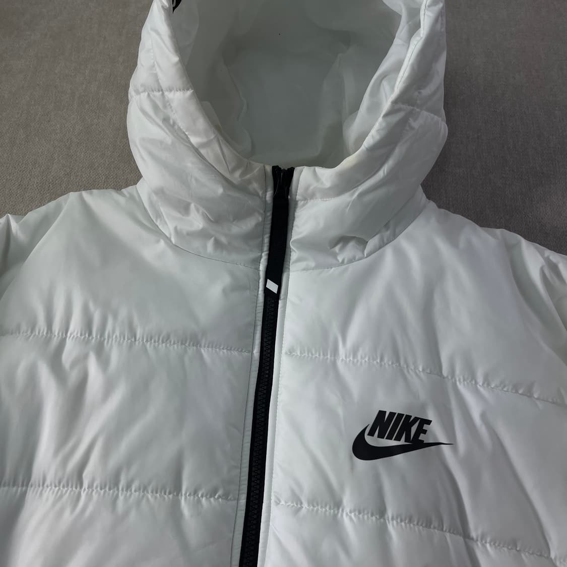 W 100 나이키 신형 백스우시 화이트 푸퍼 패딩 상품이미지3