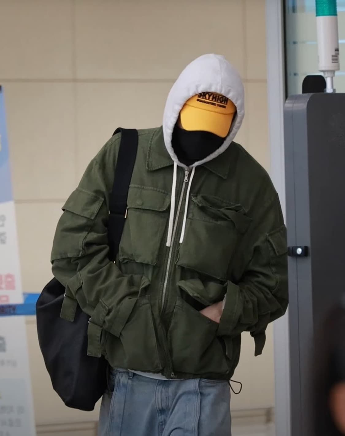 드리스반노튼 23FW 카고자켓 이수혁 착용 상품이미지1