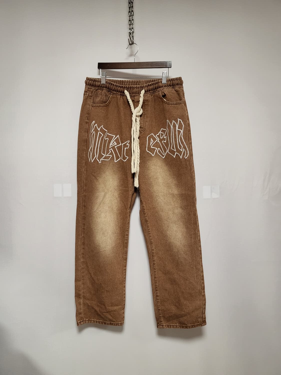 자수로고 워싱데님팬츠 상품이미지1