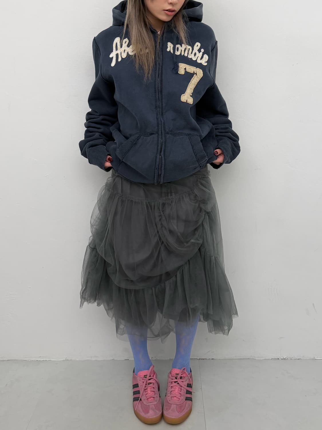 그레이 비대칭 셔링 레이스 롱 스커트 상품이미지4