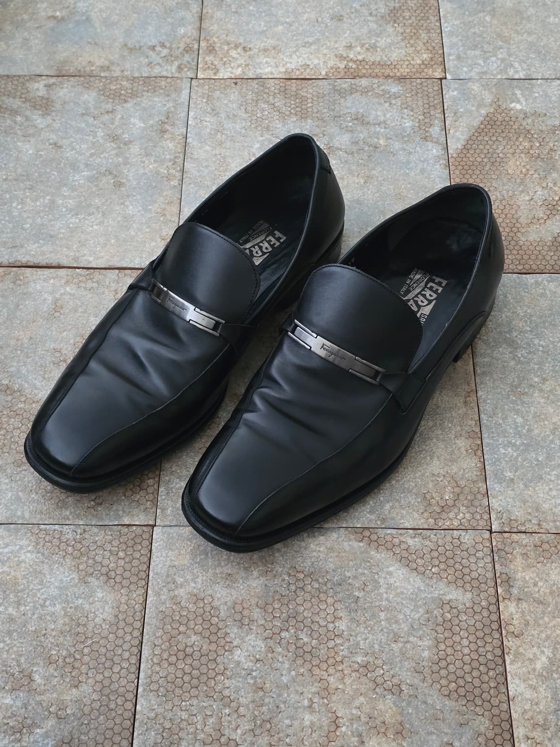 (255)페라가모 블랙 로퍼 구두 상품이미지1