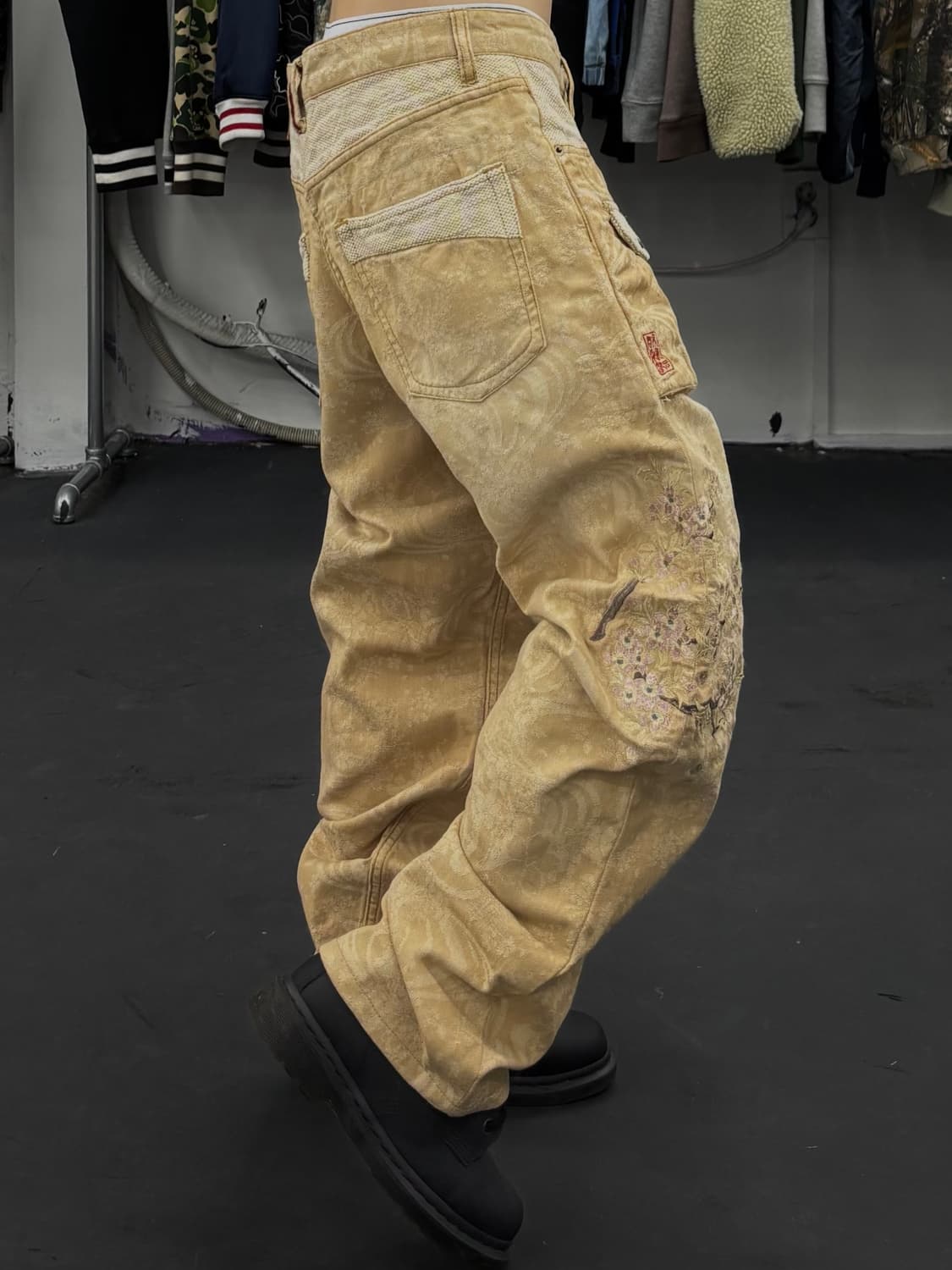 카라쿠리 타마시 오리엔탈 베이지 팬츠 상품이미지2