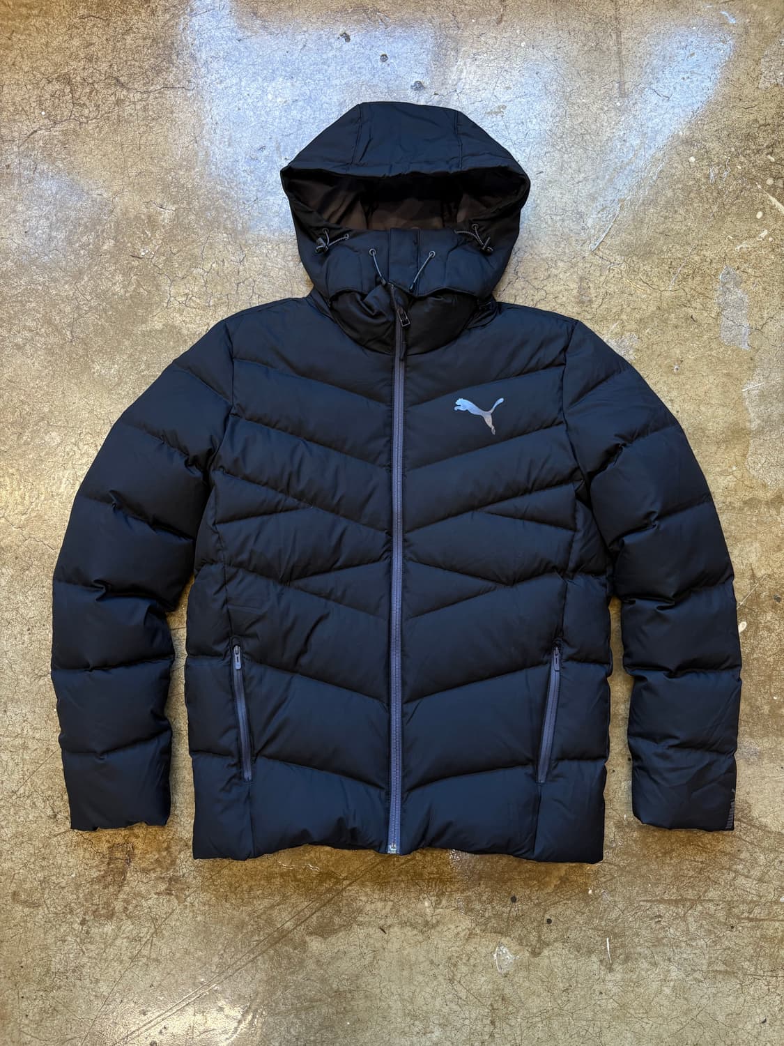 푸마 PUMA 블랙 후드 패딩 상품이미지1