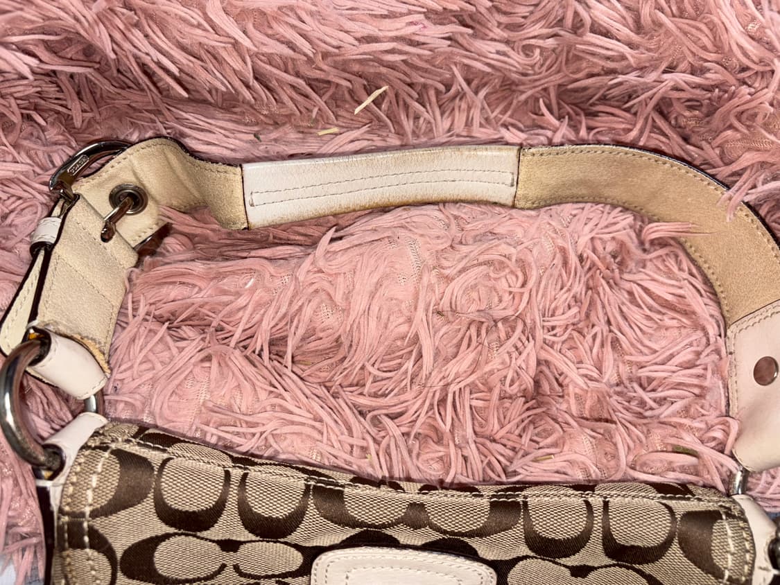 [갸루템] Y2K 코치 버클 포인트 클래식 시그니처 숄더백 상품이미지2