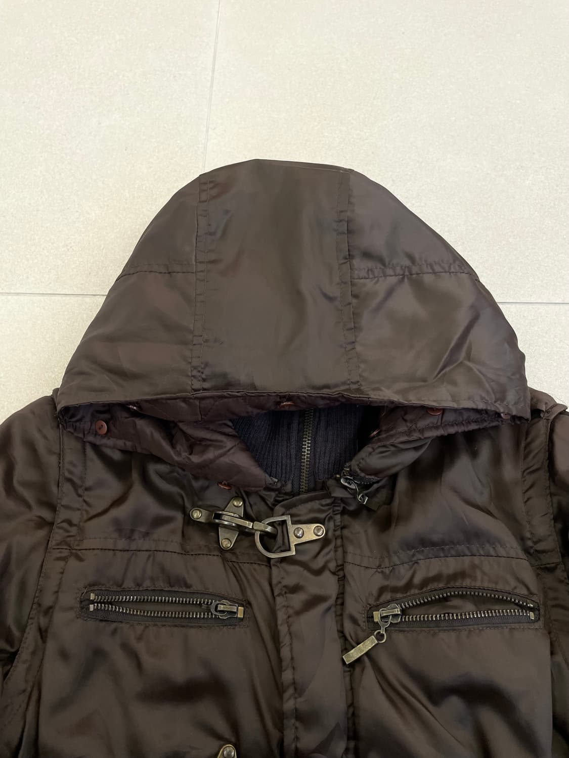 브라운 버클 디테일 패딩 상품이미지3