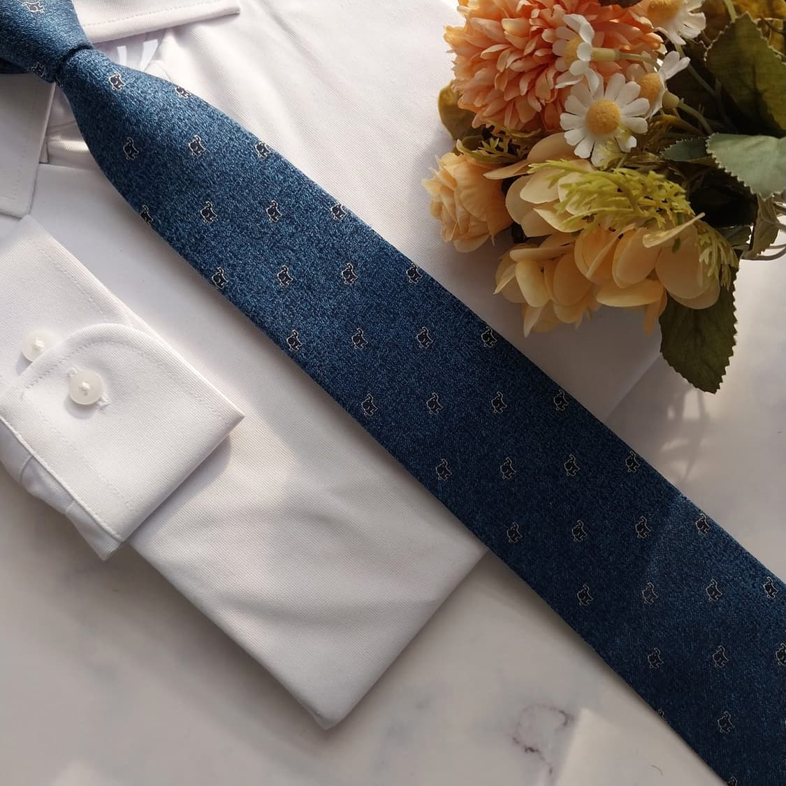 듀퐁 실크 딥블루 코끼리 모티브 넥타이 8cm A+등급 K1607
 상품이미지7