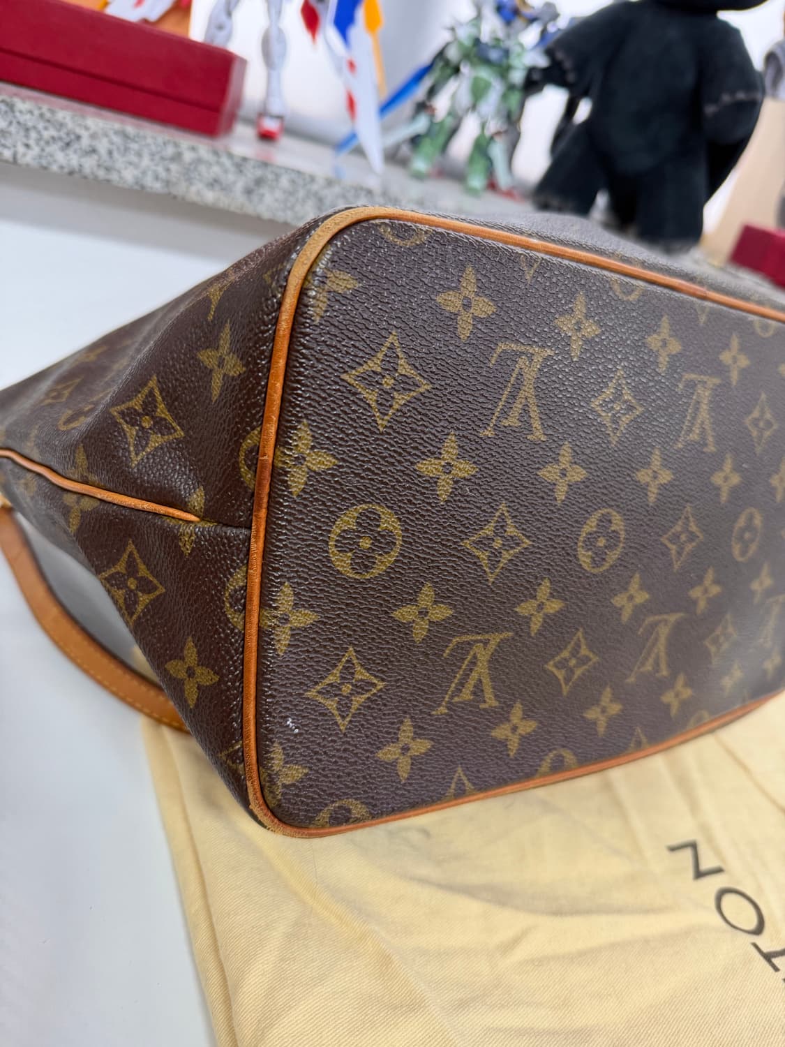 정품) 루이비통 모노그램 팔레모 숄더백  상품이미지7