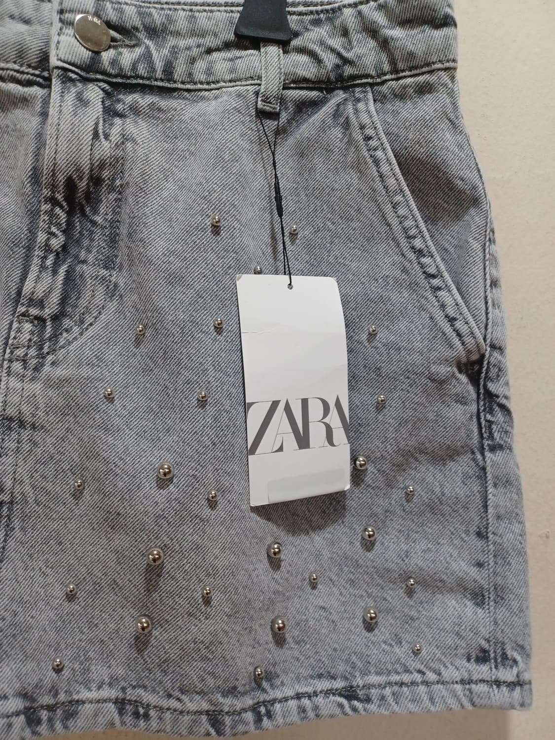 ZARA 자라 그레이색 데님 스커트  상품이미지4