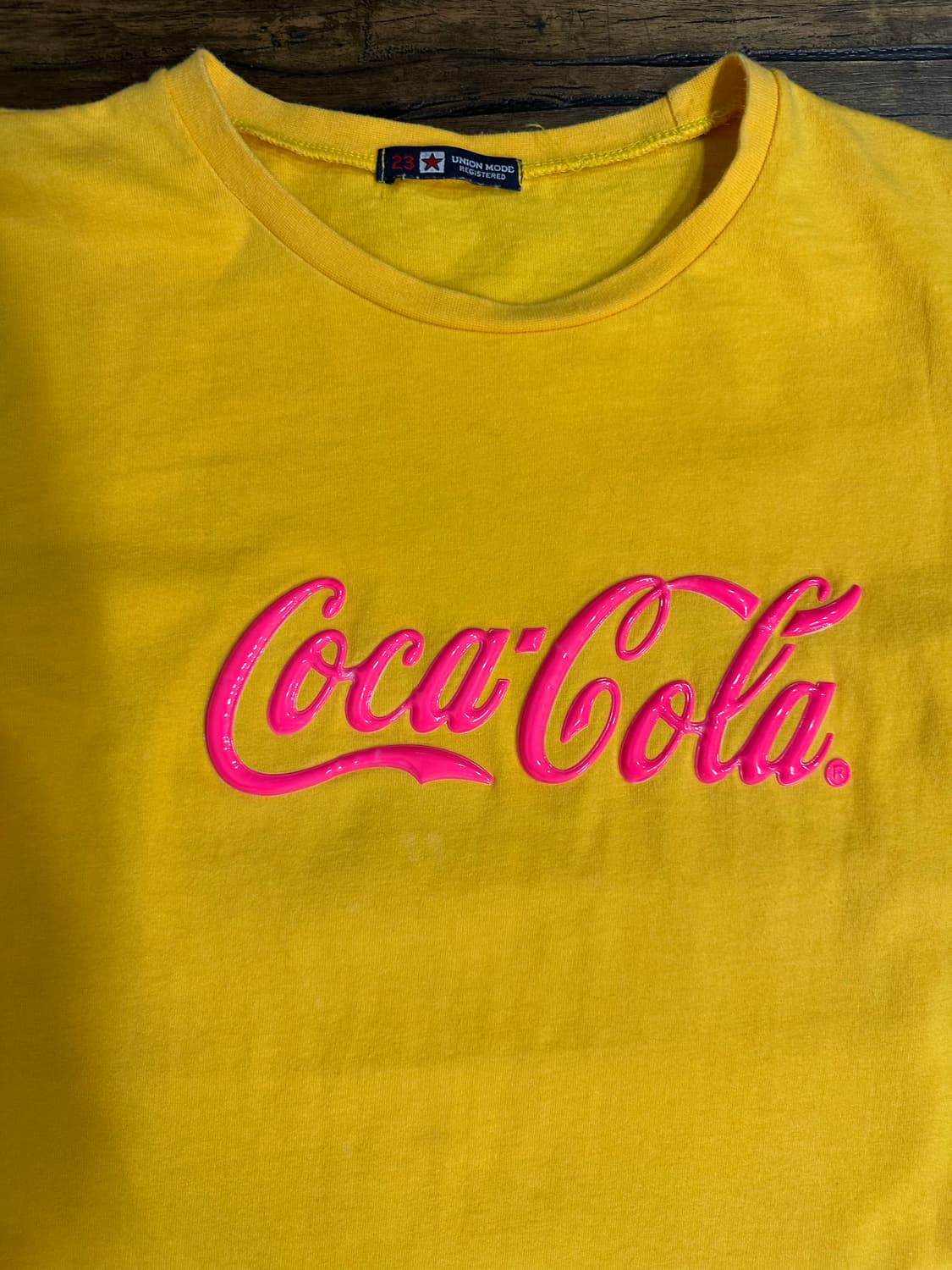 코카콜라 Coca-Cola 빈티지 로고 반팔 티셔츠 옐로우M 상품이미지3