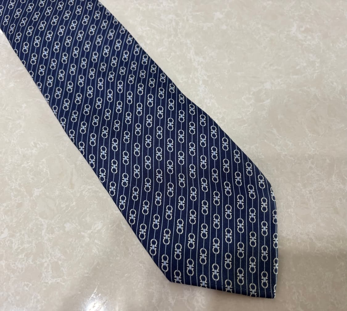 페라가모 넥타이 상품이미지2